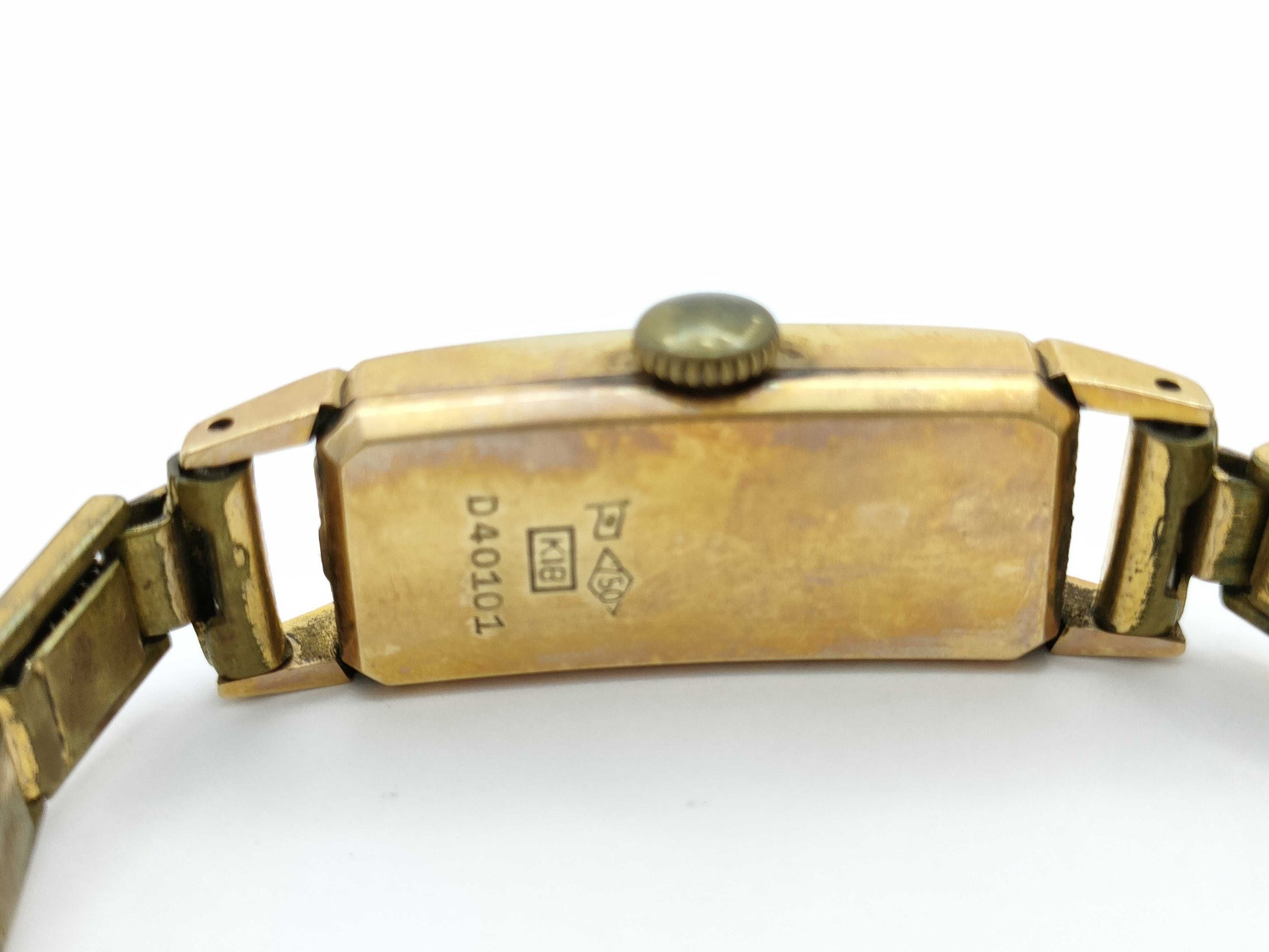 D40101 Hand-wound K18 Women's Watch