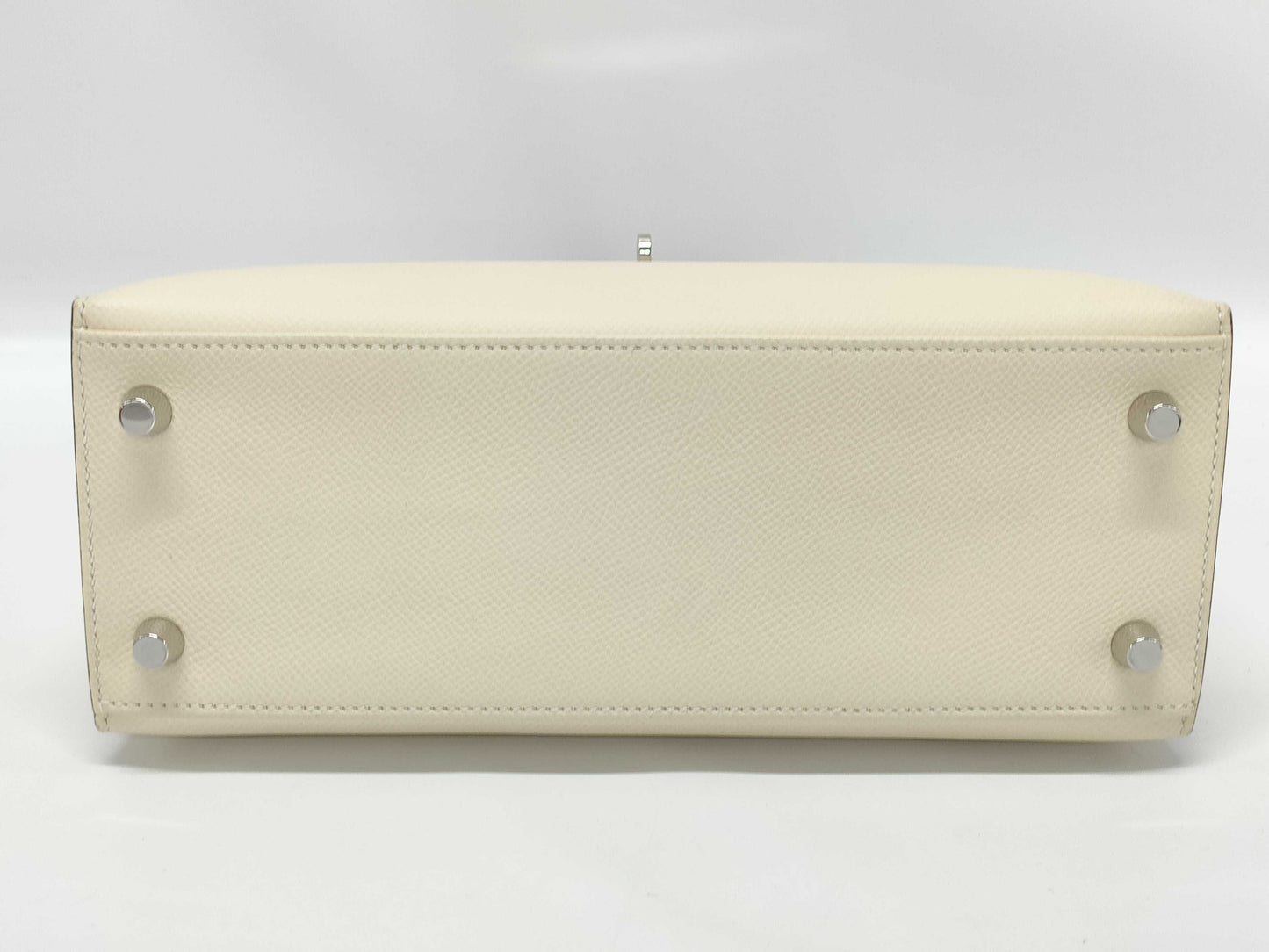 HERMES Kelly 25 Epsom Nata Silver Hardware Z Stamp Handbag