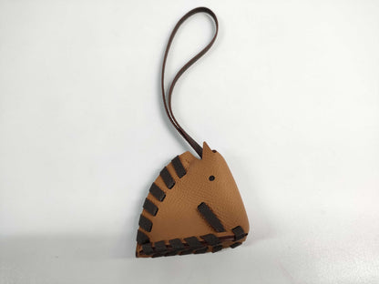 HERMES Cheval Tresse Charm, Gold/Chocolate, K Stamp, Other Accessories