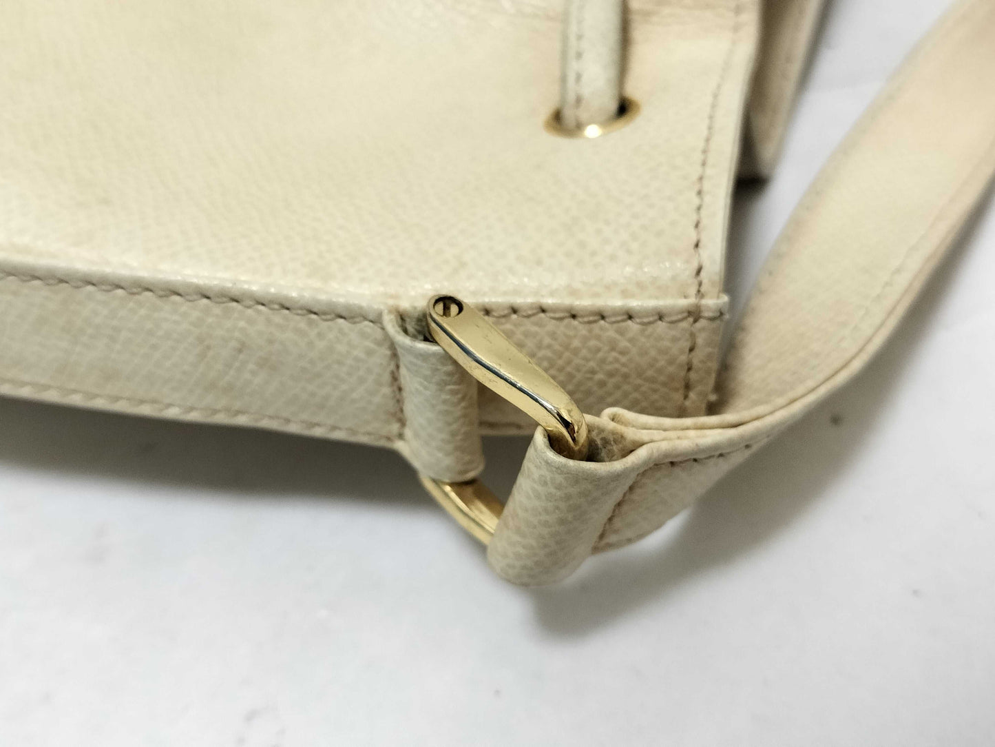 Valentino Garavani VALENTINO GARANANI Bucket Drawstring Shoulder Bag