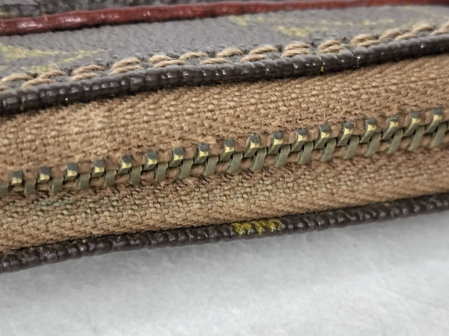 LOUIS VUITTON Monogram Louis Vuitton 2-Piece Bag Set, Large Quantity Shoulder Bags