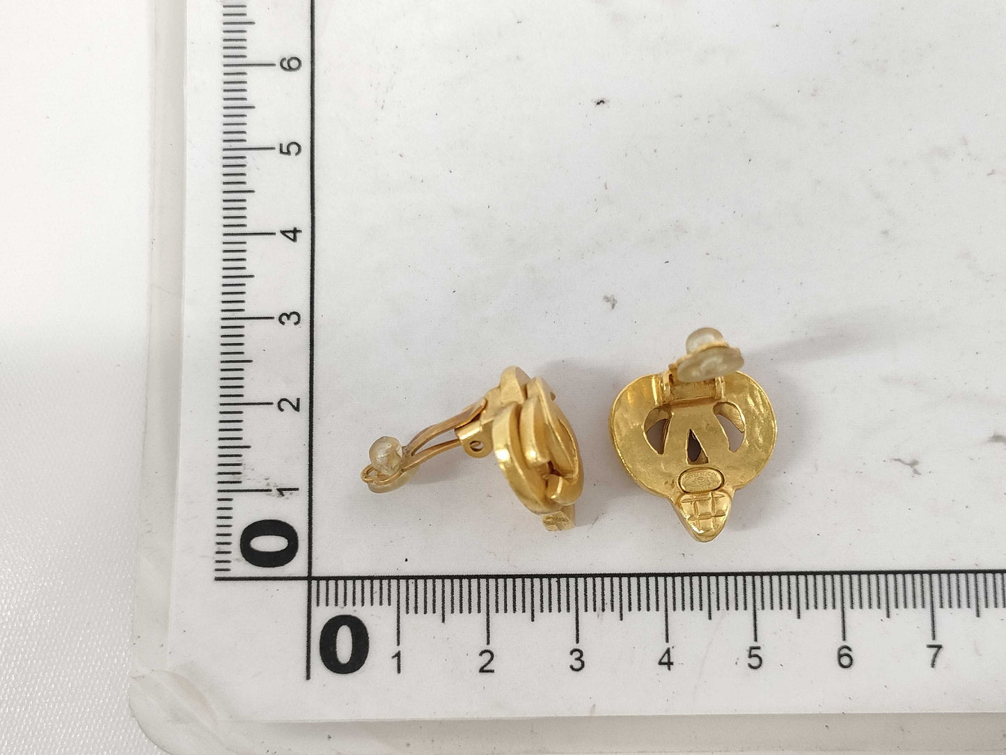 CHANEL Coco Mark Heart Earrings 97P Earrings