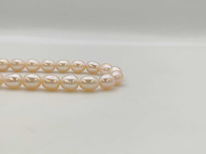 Semi-round pearl, diameter approximately 6.9-7.4mm, 18K white gold, 32.7g, necklace 