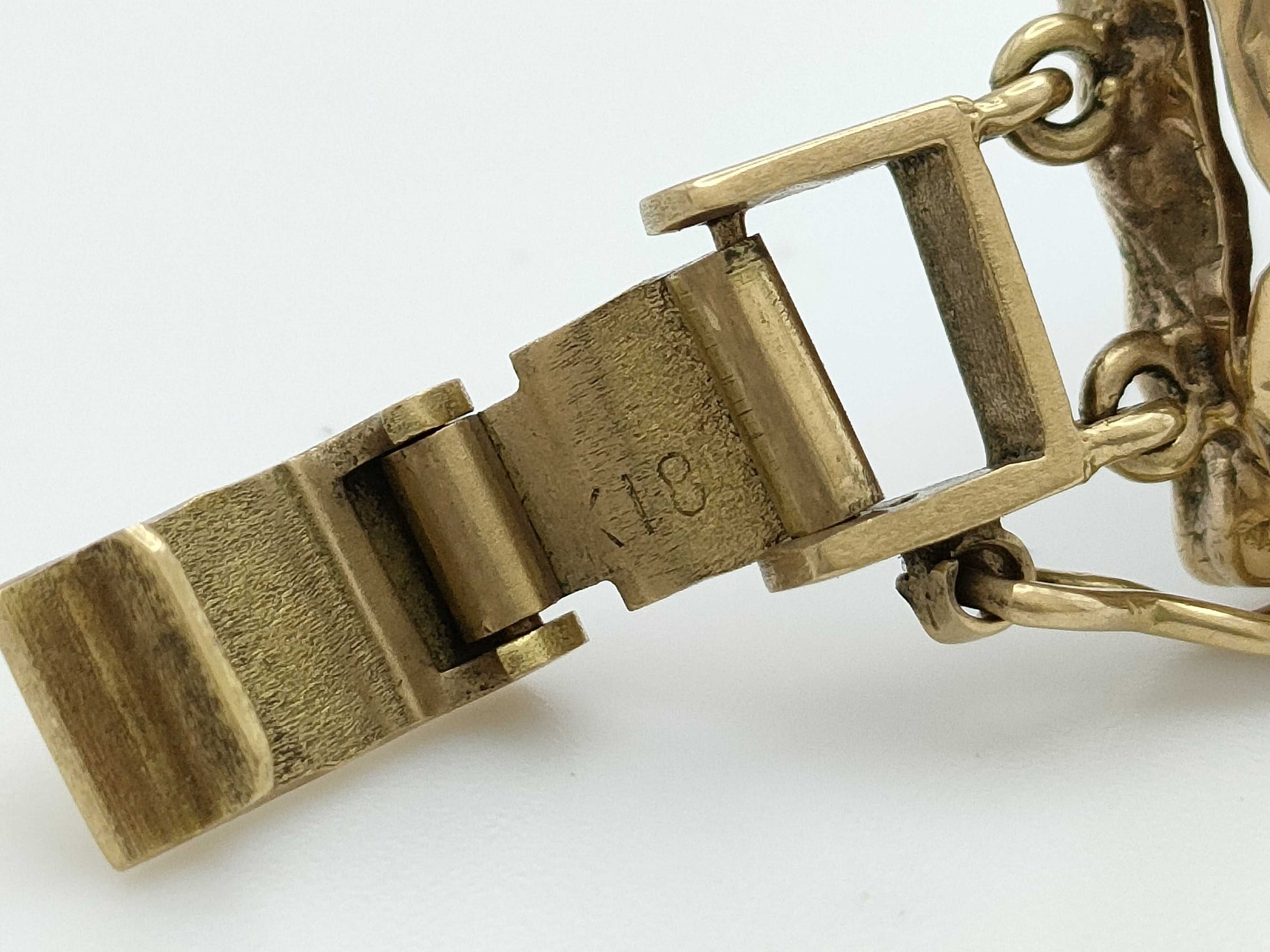 Opal 18K 38.8g Bracelet/Bangle 