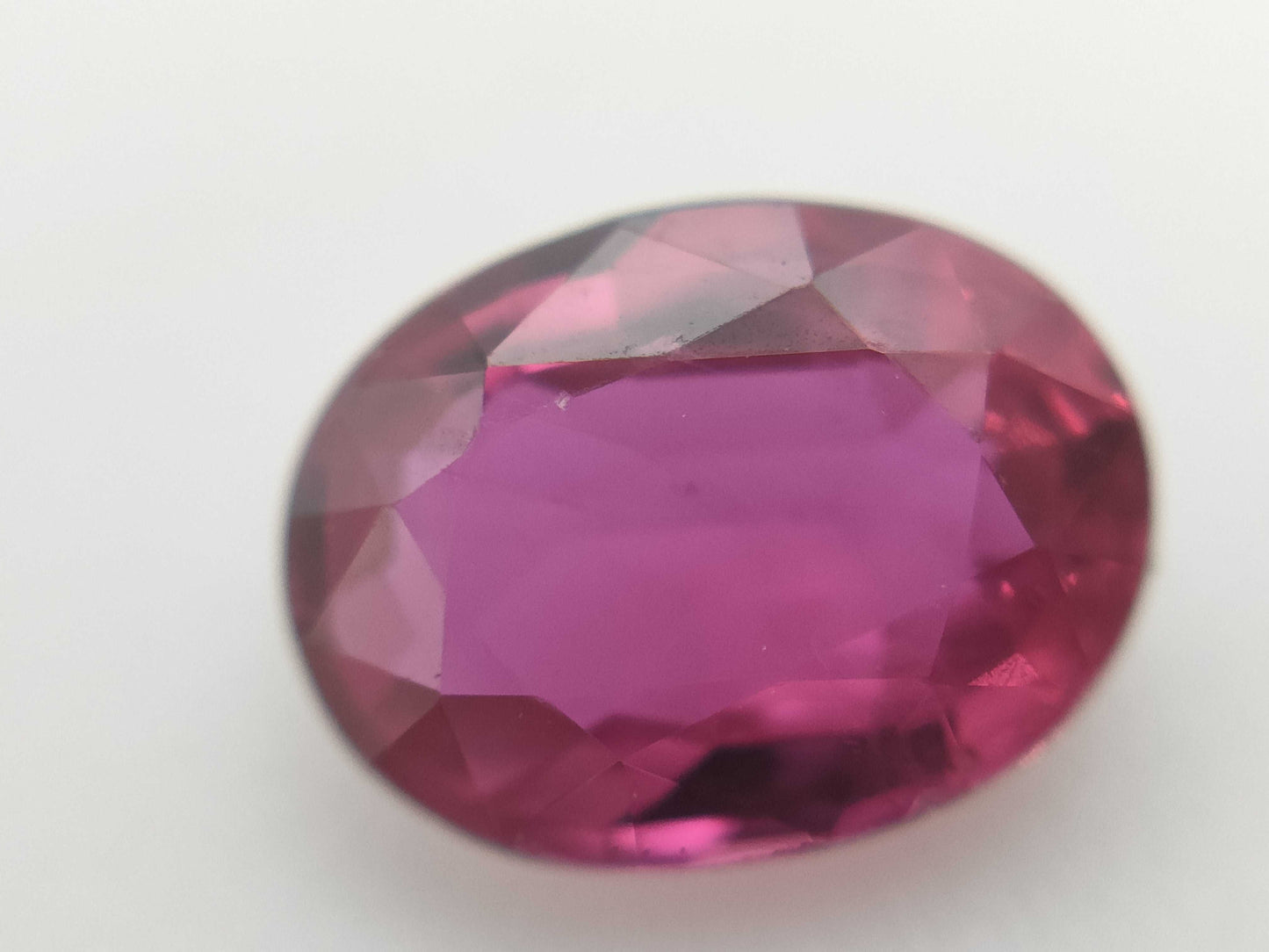 R0.519ct Colored Stone 1.63/1.96ct Colored Stone Loose