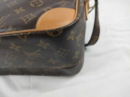LOUIS VUITTON Monogram Nile Shoulder Bag M45244 AR1020