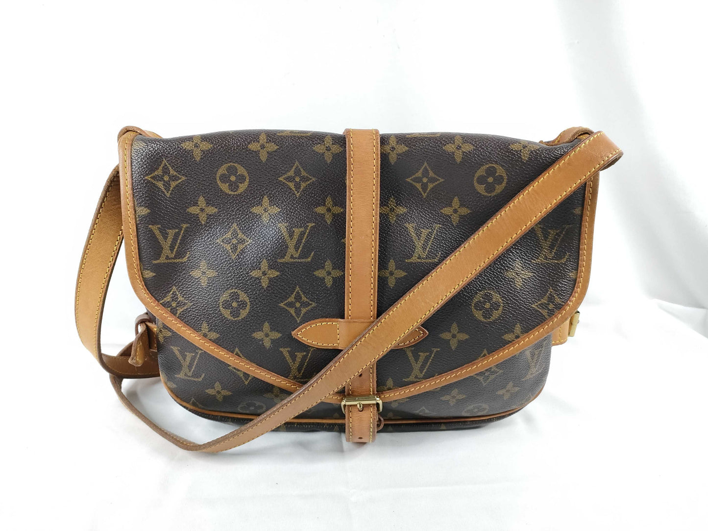 LOUIS VUITTON Monogram Saumur 30 M42256 AR0953 Shoulder Bag