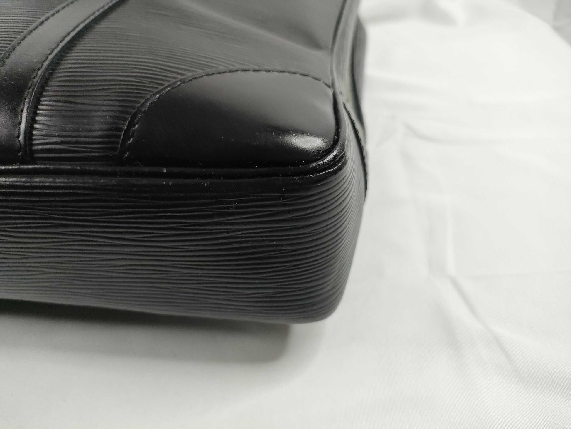 LOUIS VUITTON Epi Business Bag Vivienne MM Bag Business Bag