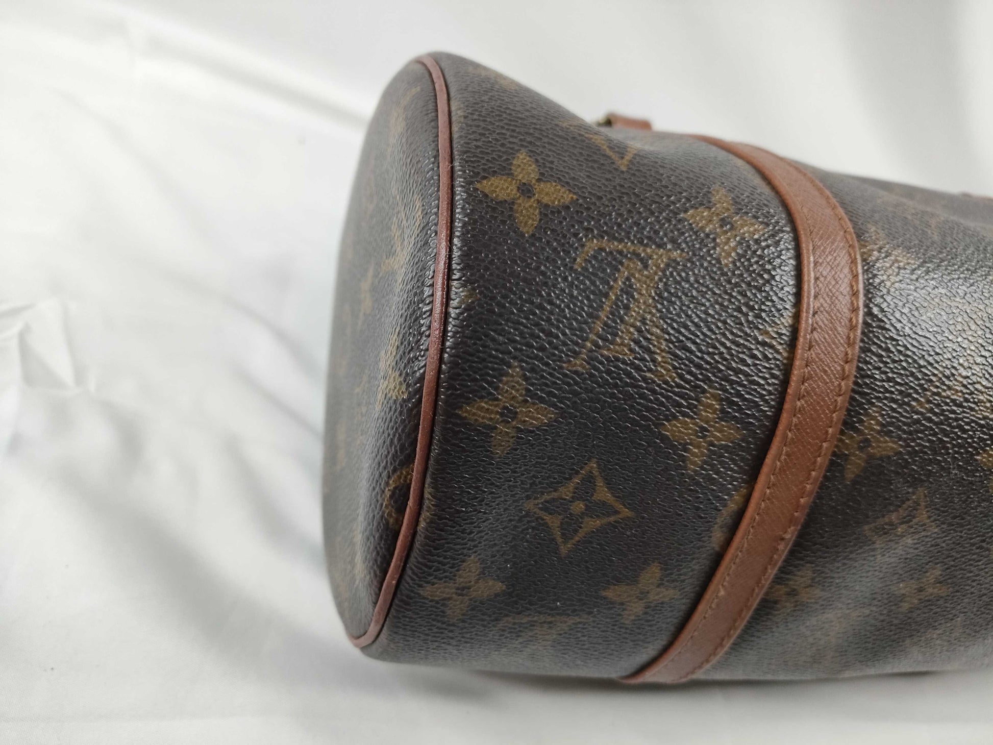 LOUIS VUITTON Monogram LOUIS VUITTON M51365 Monogram LOUIS VUITTON Monogram Papillon 30 M51365 Handbag