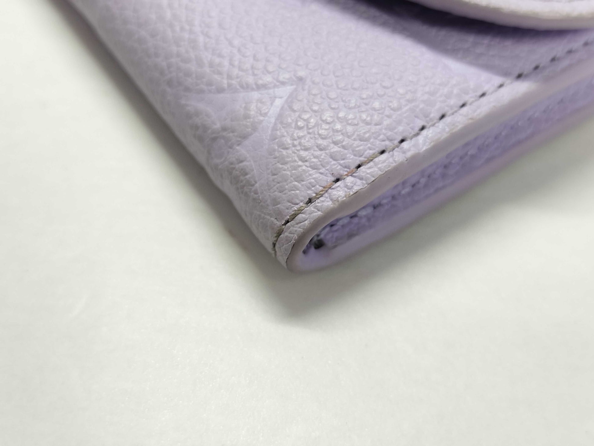 LOUIS VUITTON Monogram Empreinte LOUIS VUITTON Empreinte Porte Monnaie Rosari Folding Wallet