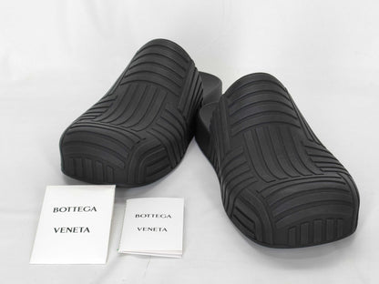 BOTTEGA VENETA Black Rubber Sandals