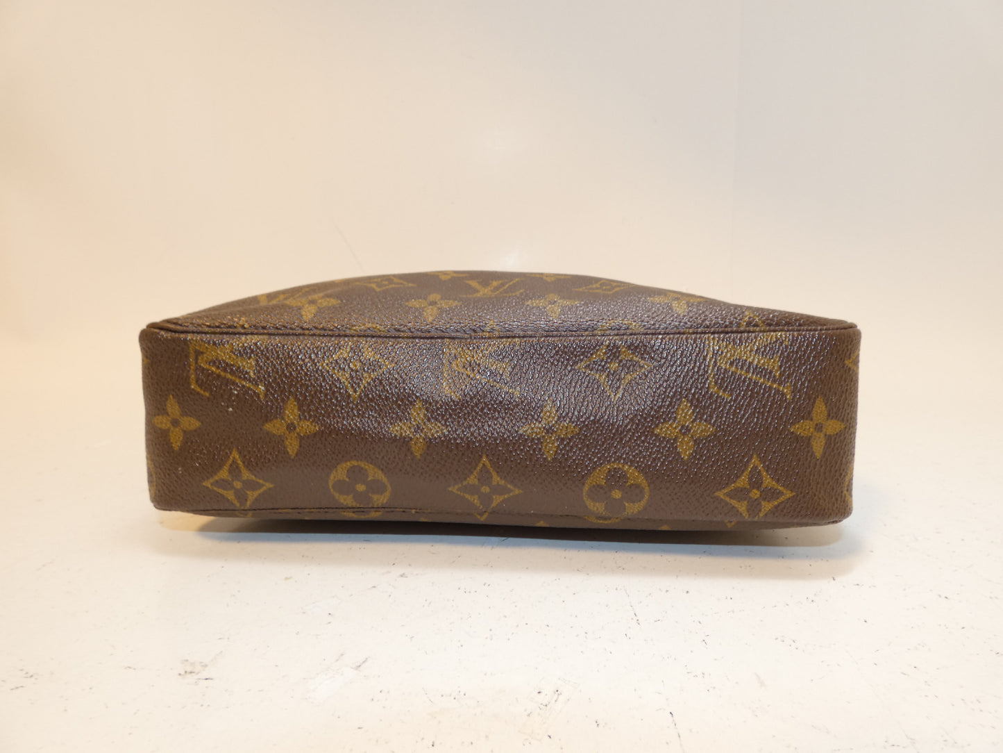 LOUIS VUITTON True Toilet Monogram Pouch Clutch Second Bag