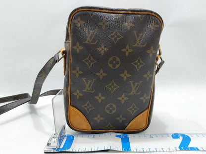 LOUIS VUITTON Monogram Amazon TH1012 Shoulder Bag