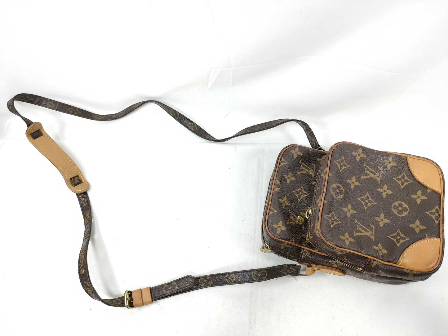 LOUIS VUITTON Monogram M45236 Amazon Shoulder Bag