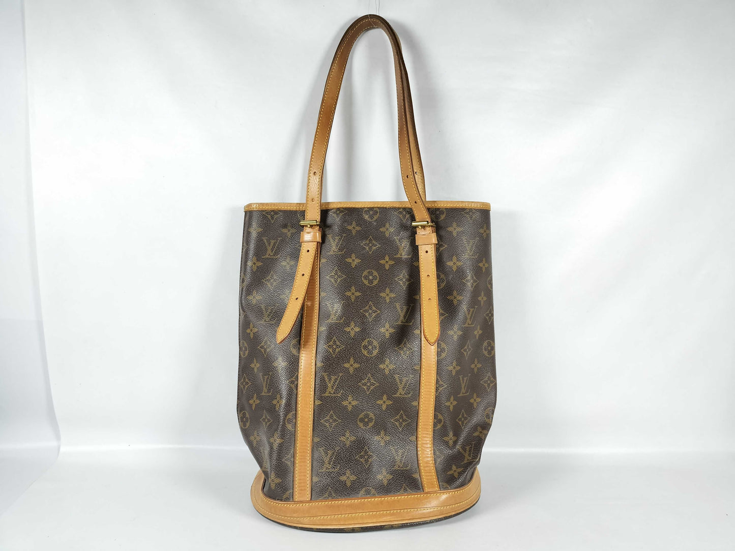 LOUIS VUITTON Monogram M42236 Bucket GM Handbag