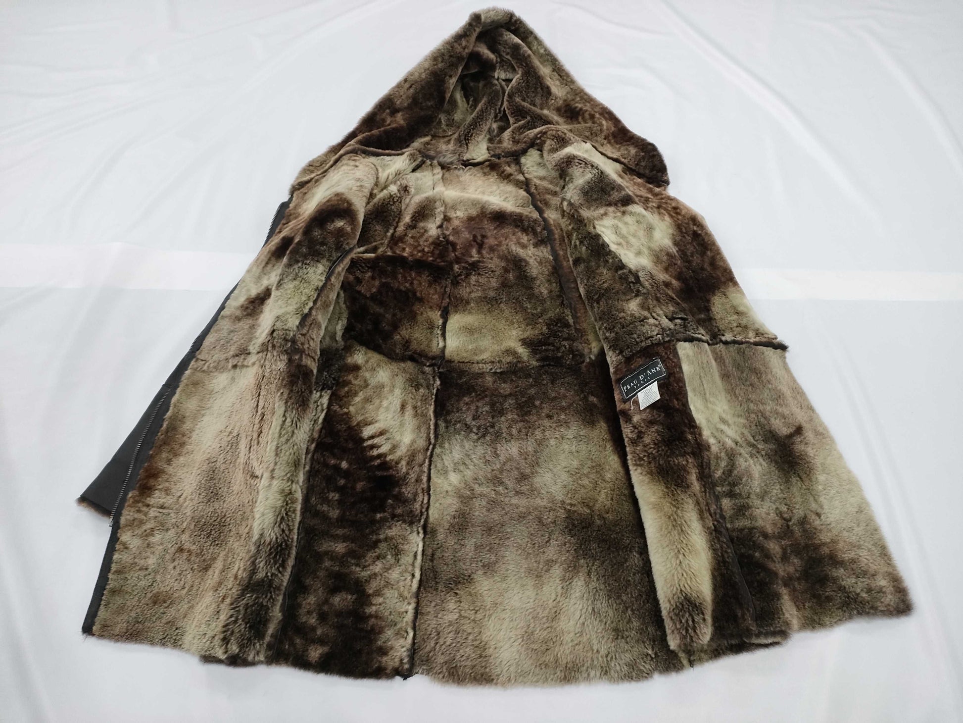 PEAU D`ANE Size 38 Sheepskin Long Coat