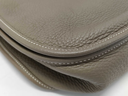 HERMES Evelyn 3 Taurillon Clemence Etoupe B Stamped Shoulder Bag