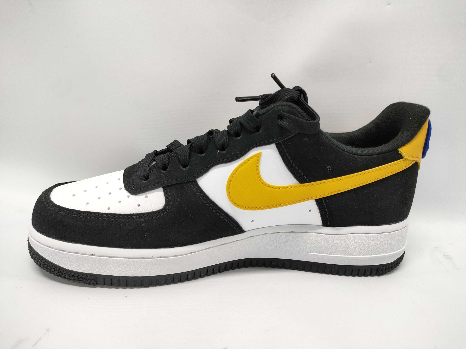 NIKE Air Force 1 DH7568-002 26cm Sneakers