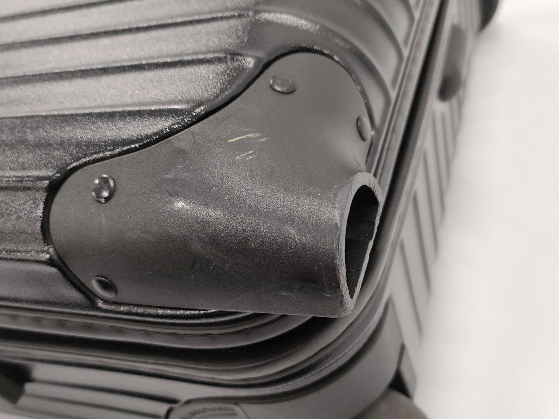 RIMOWA RIMOWA Polycarbonate Suitcase Black Carry-on Bag