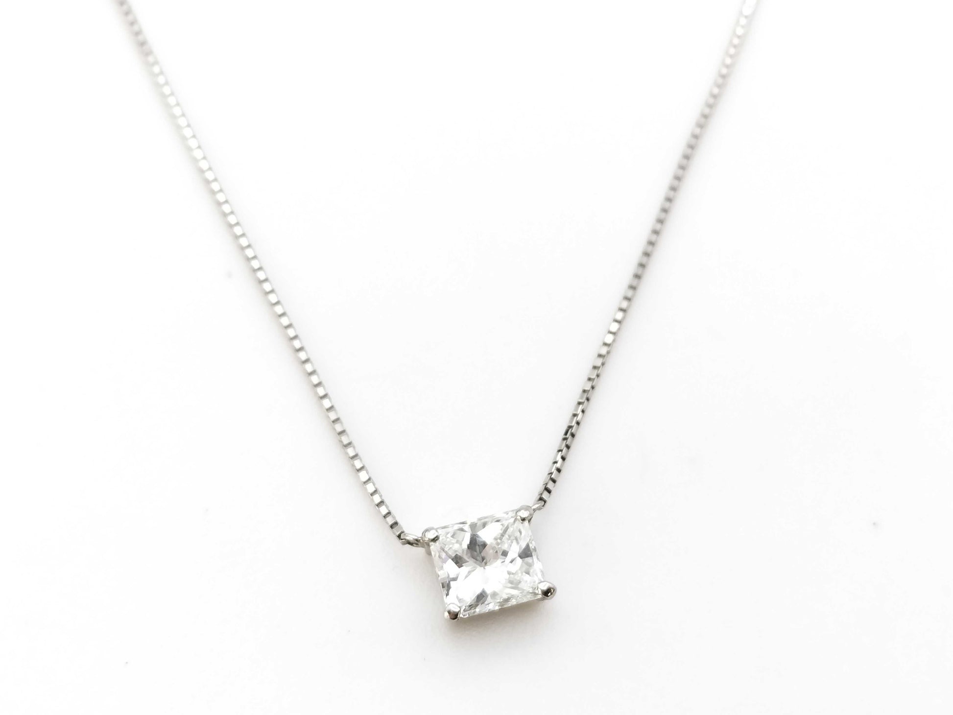 D1.005ct Pt900/850 3.3g Necklace 