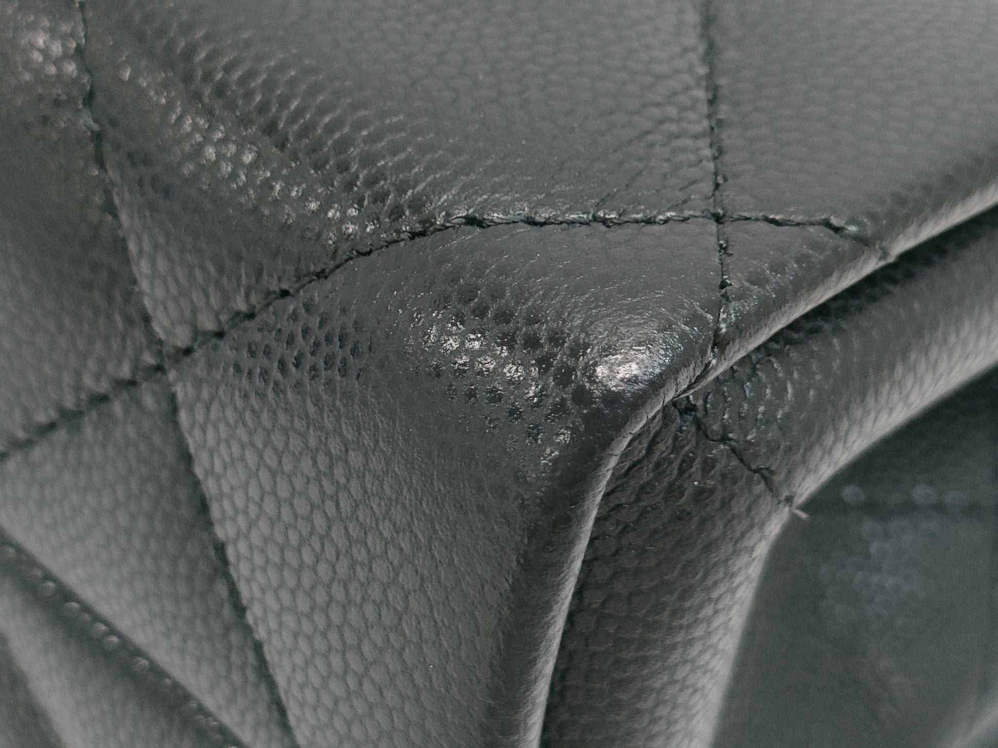 CHANEL Matelasse Top Handle Bag AP4568 Black with Gold Hardware and Caviar Leather, XULX3AP5, 2-Way Shoulder Bag/Handbag