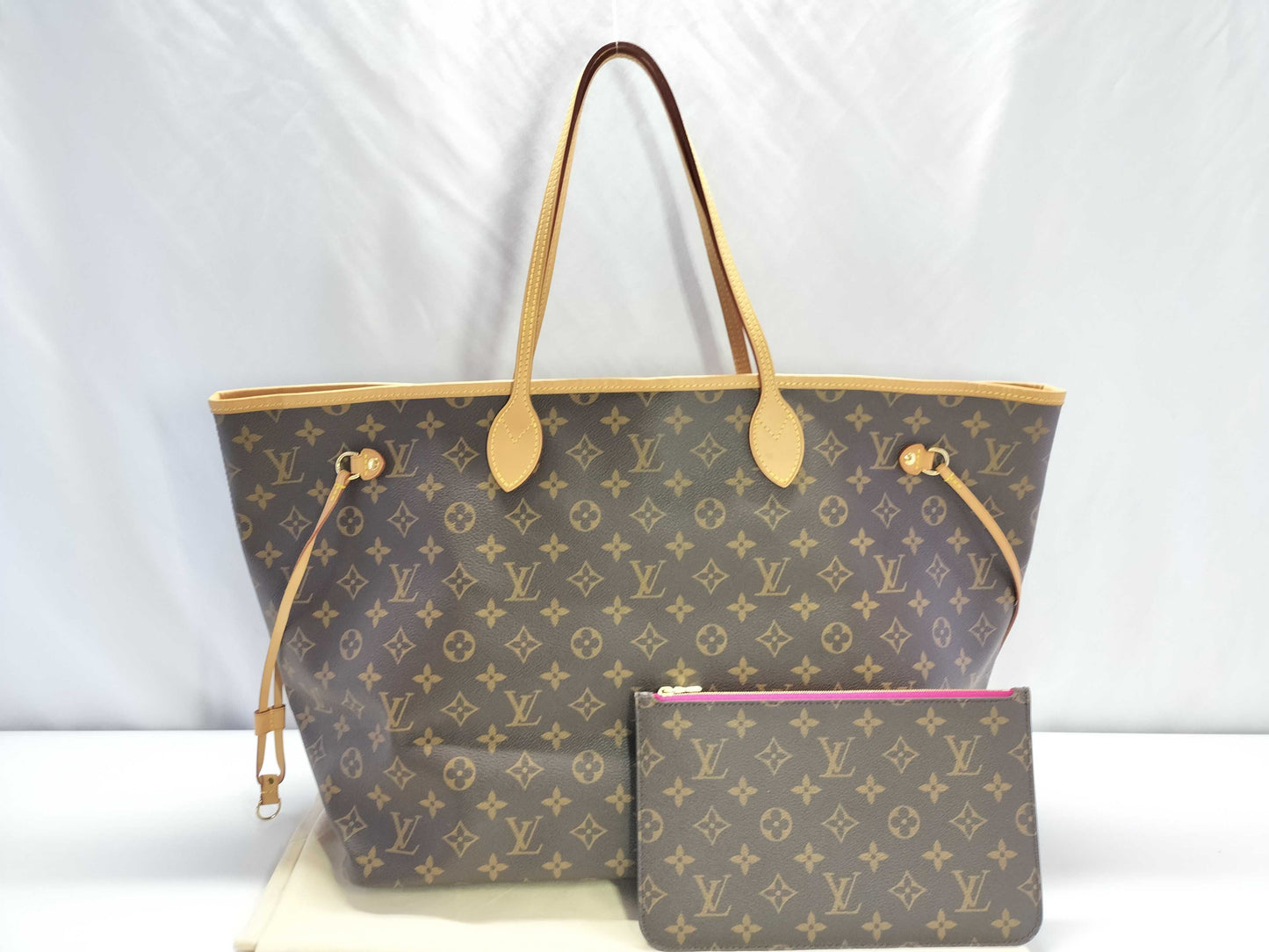 LOUIS VUITTON Monogram Neverfull GM Tote Bag with Pouch M40157