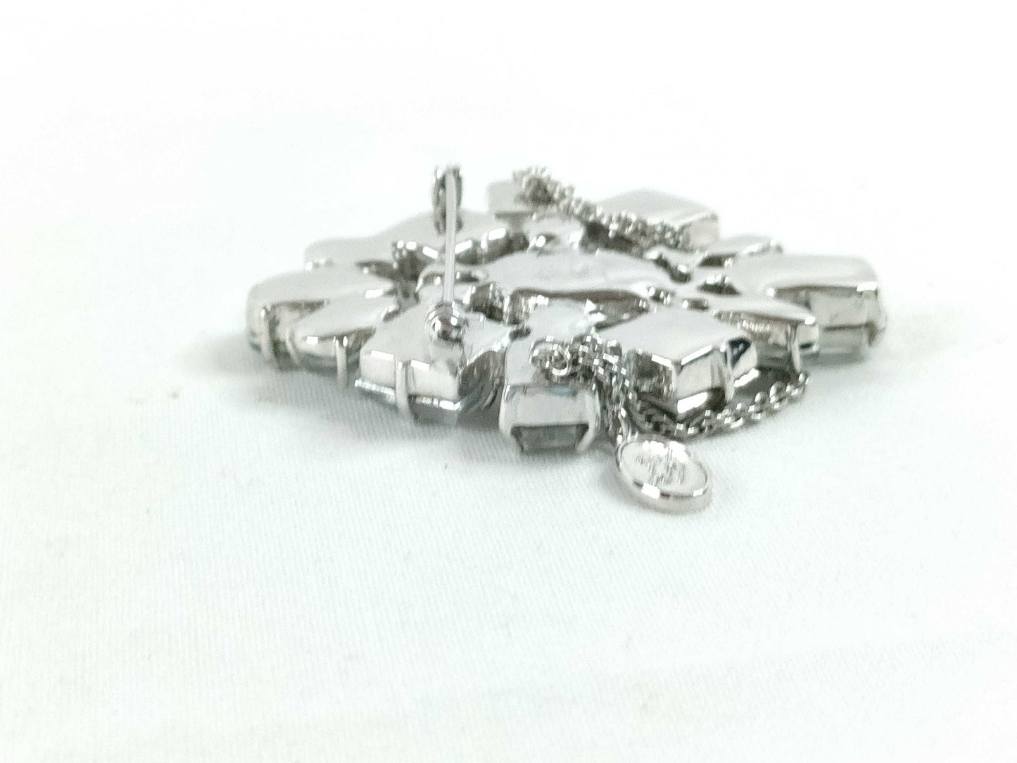 BURBERRY Rhinestone Brooch