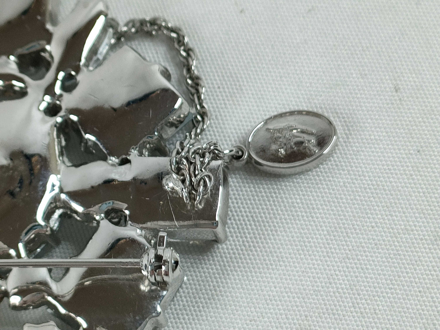 BURBERRY Rhinestone Brooch