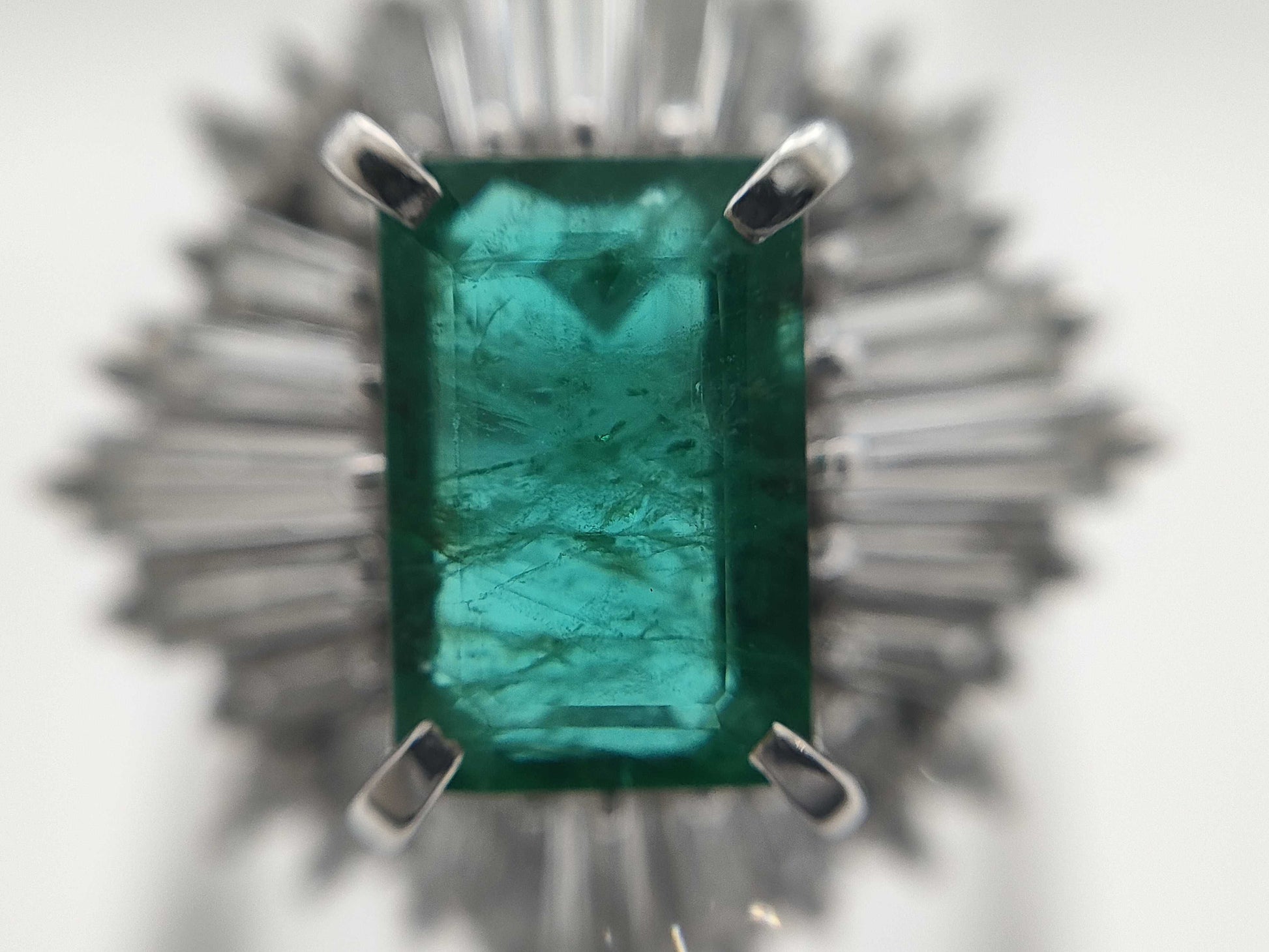 E1.30ct D1.11ct PT900 9.0g Ring 