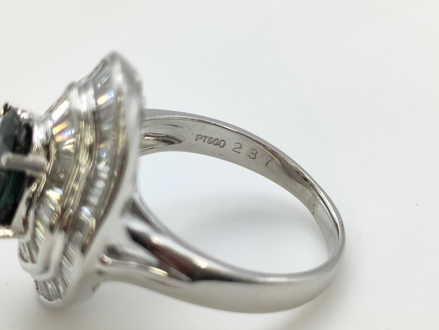 S2.37ct D1.35ct PT900 11.0g Ring 