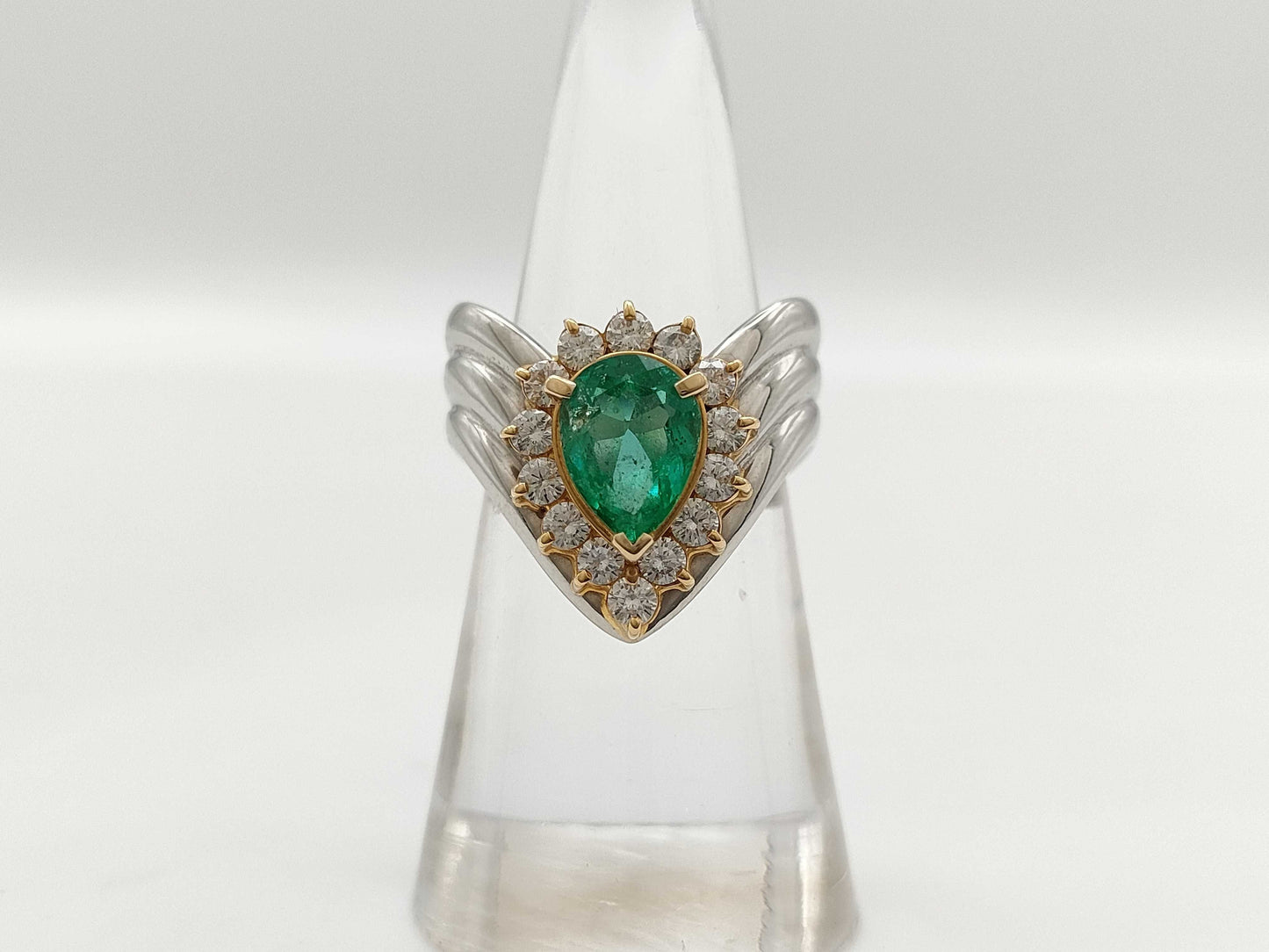 E1.37ct D0.57ct PT900/K18 13.3g Ring 