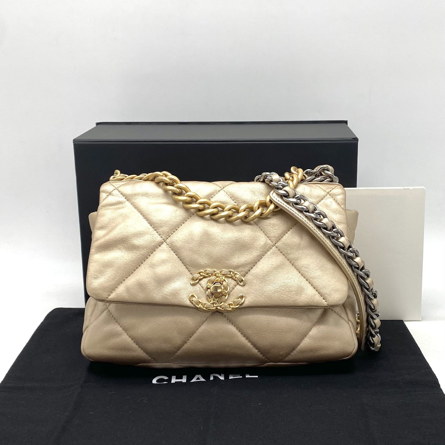 CHANEL CHANEL Chanel 19 Matelasse Turnlock Coco Mark Lambskin Chain Hand Shoulder Bag
