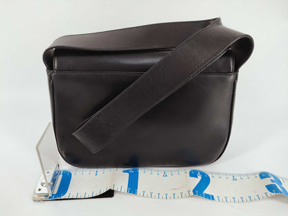 Salvatore Ferragamo Vara Shoulder Bag in Black