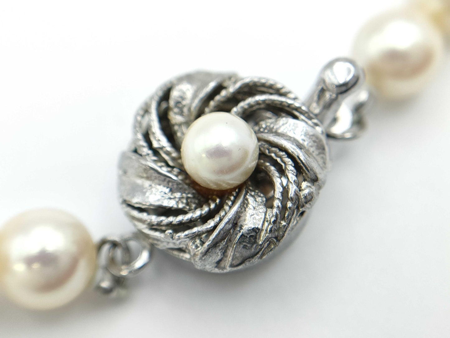 Faux Pearl Sterling Silver 23.9g Necklace 