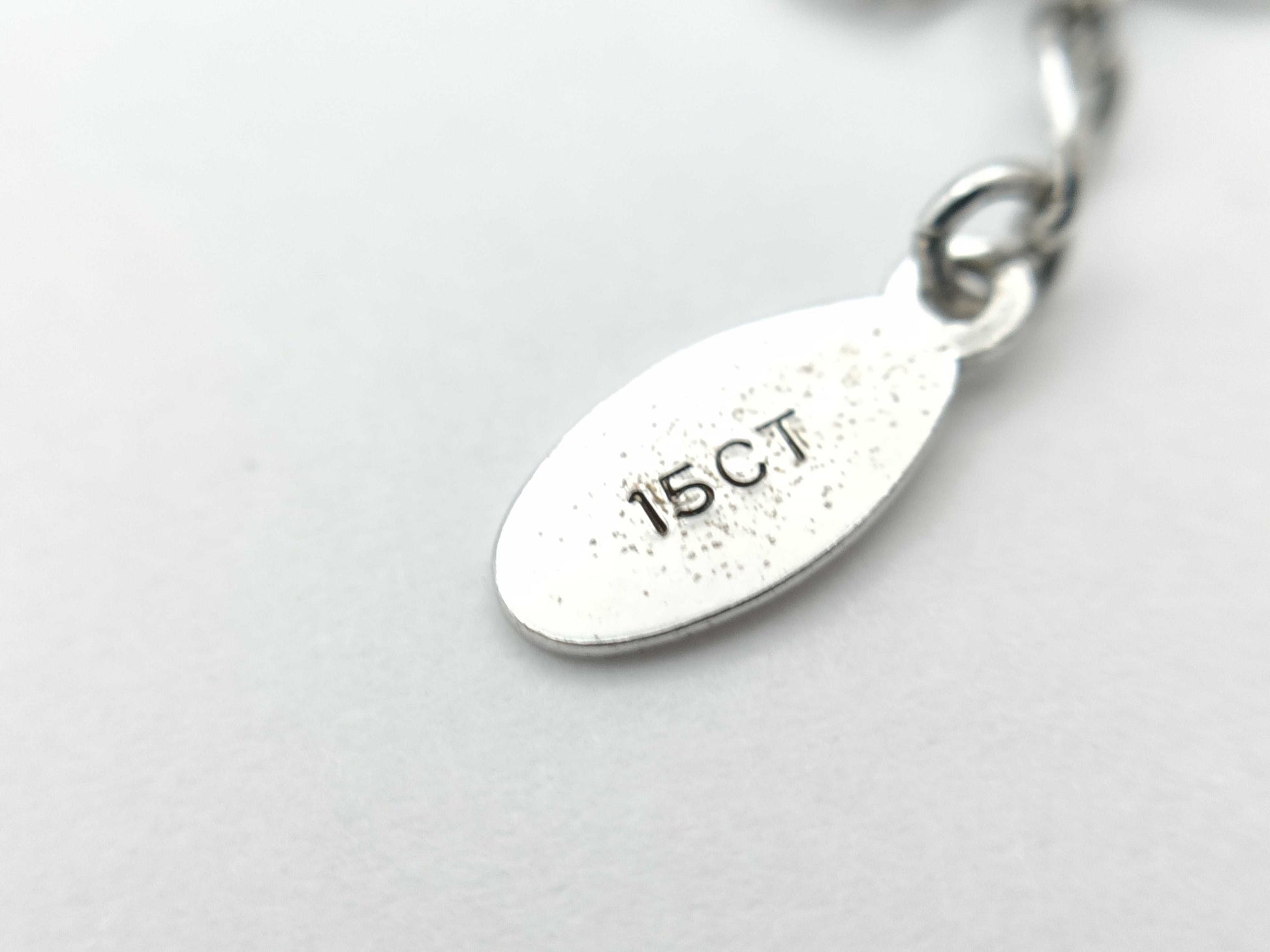 Colored Stone Metal Necklace 6.1g 