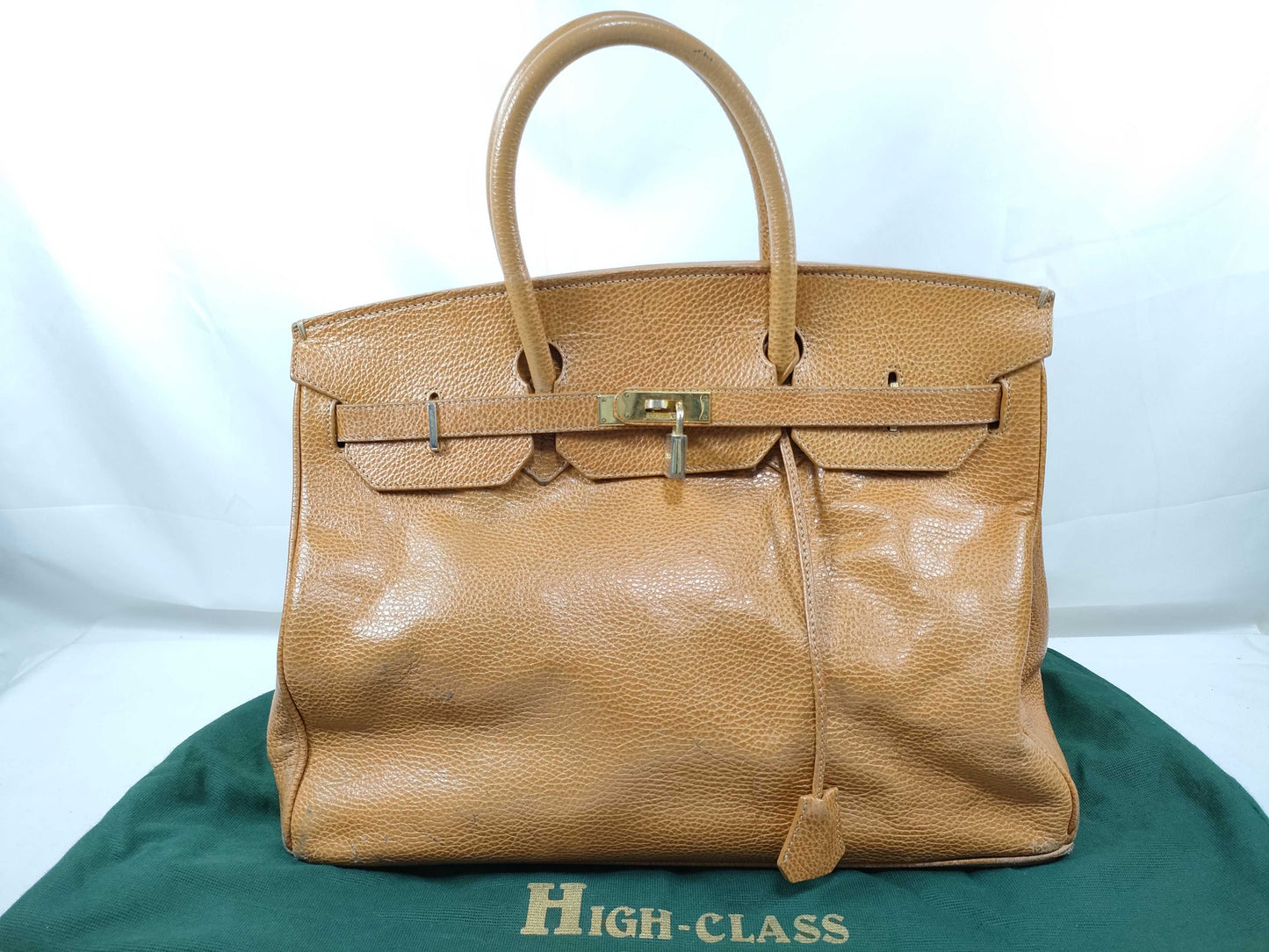High-class leather handbag, camel color