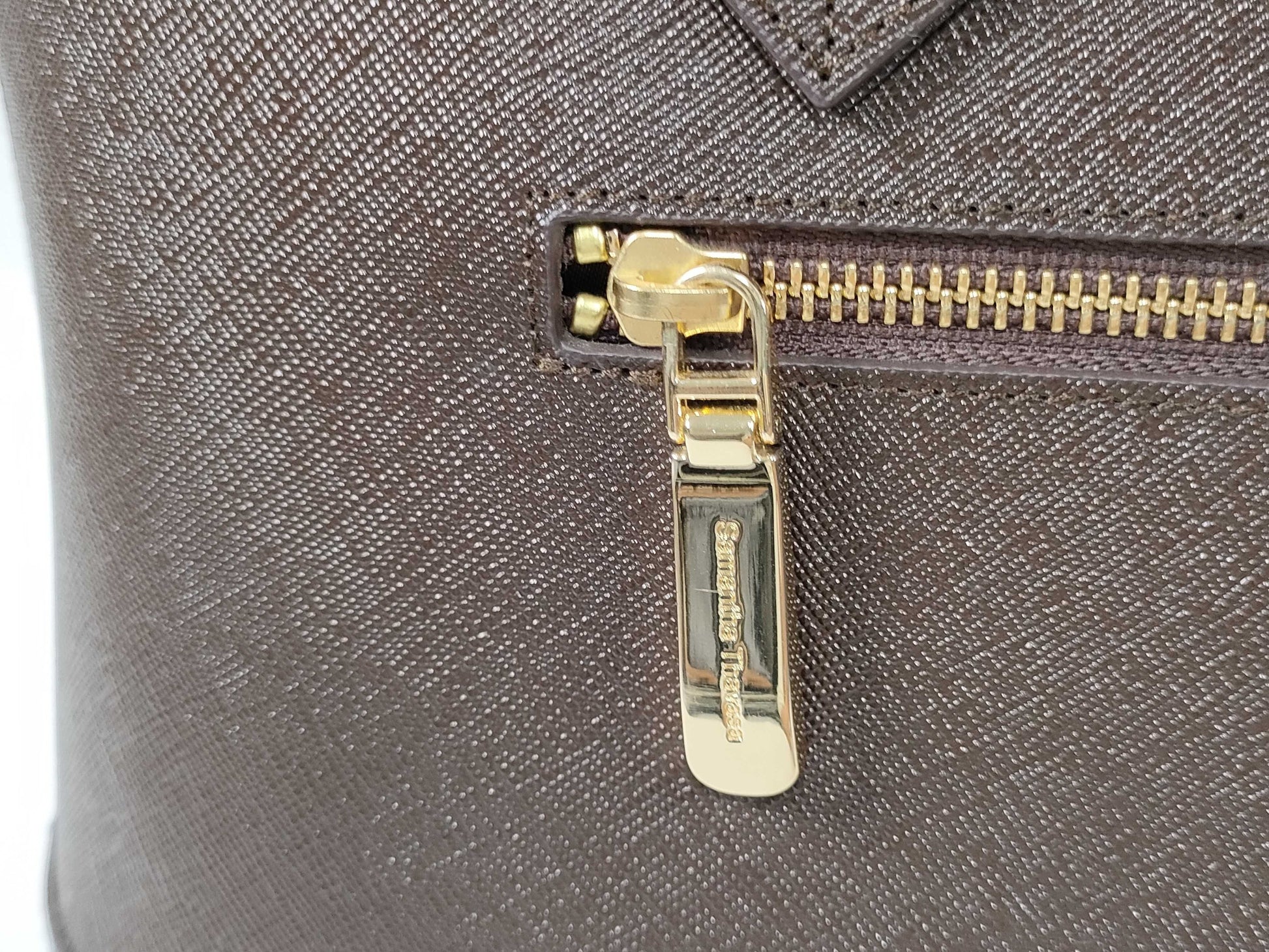 Samantha Thavasa handbag