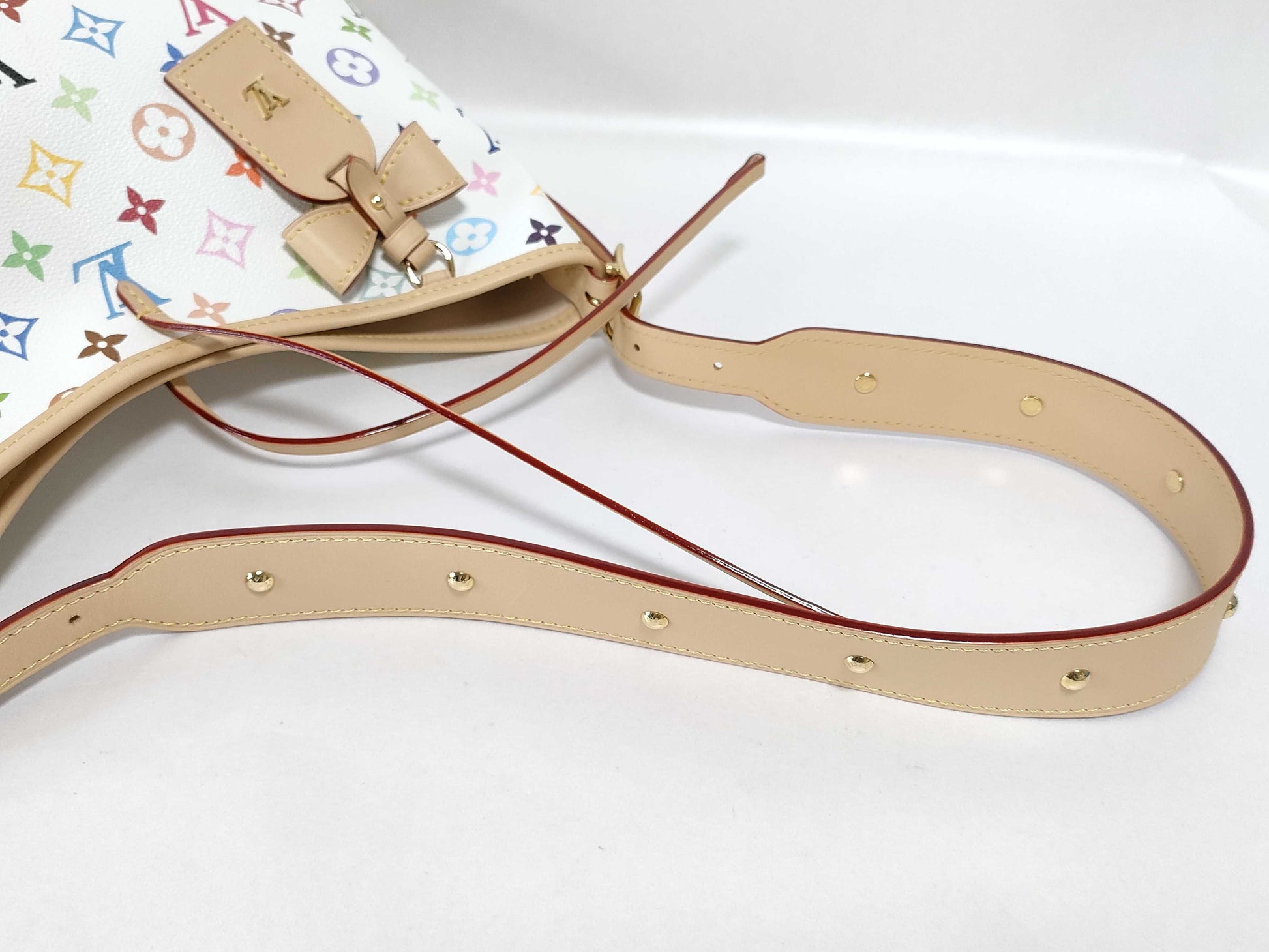 LOUIS VUITTON Monogram Multicolor Louis Vuitton Shoulder Bag