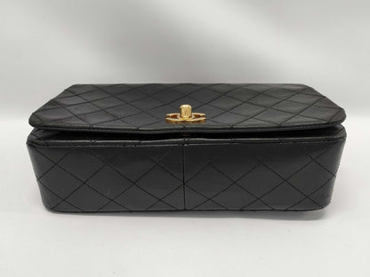 CHANEL Matelasse Black Shoulder Bag 1417508