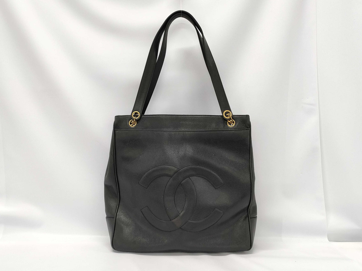 CHANEL Caviar Skin Deka Coco Mark Tote Bag