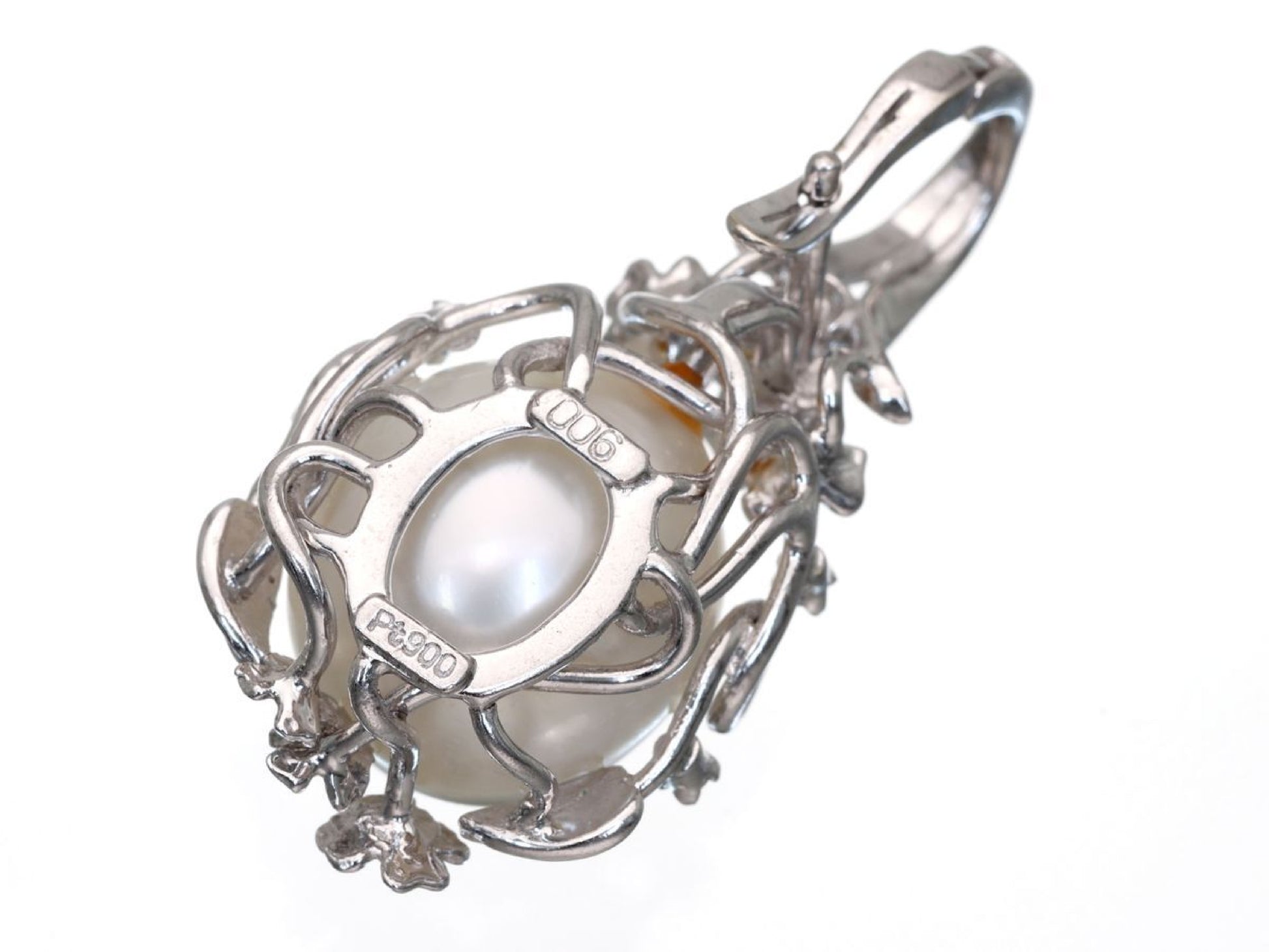 South Sea Pearl Pendant, Approx. 14.1 x 13.2mm, D0.06ct, Pt900, 9.9g 