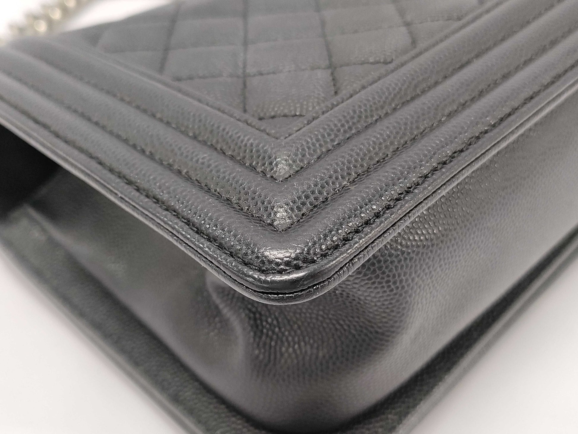 CHANEL Boy Chanel Shoulder Bag, Size 25, Gunmetal Hardware, Caviar, Navy, A67087