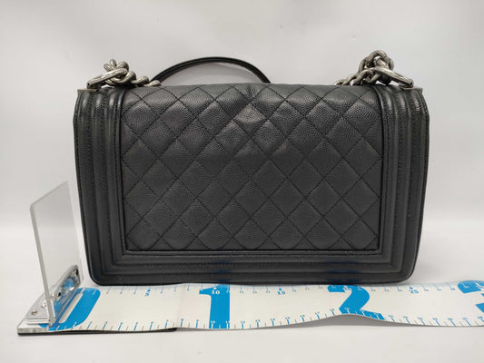 CHANEL Boy Chanel Shoulder Bag, Size 25, Gunmetal Hardware, Caviar, Navy, A67087