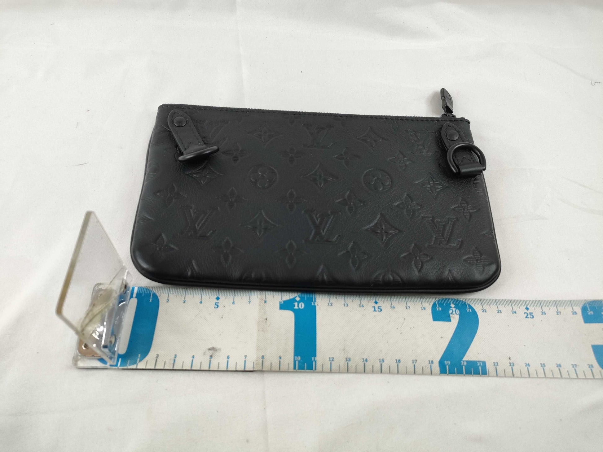 LOUIS VUITTON Trio Messenger/Monogram Shadow/Medium Pouch