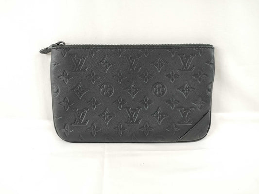 LOUIS VUITTON Trio Messenger/Monogram Shadow/Medium Pouch