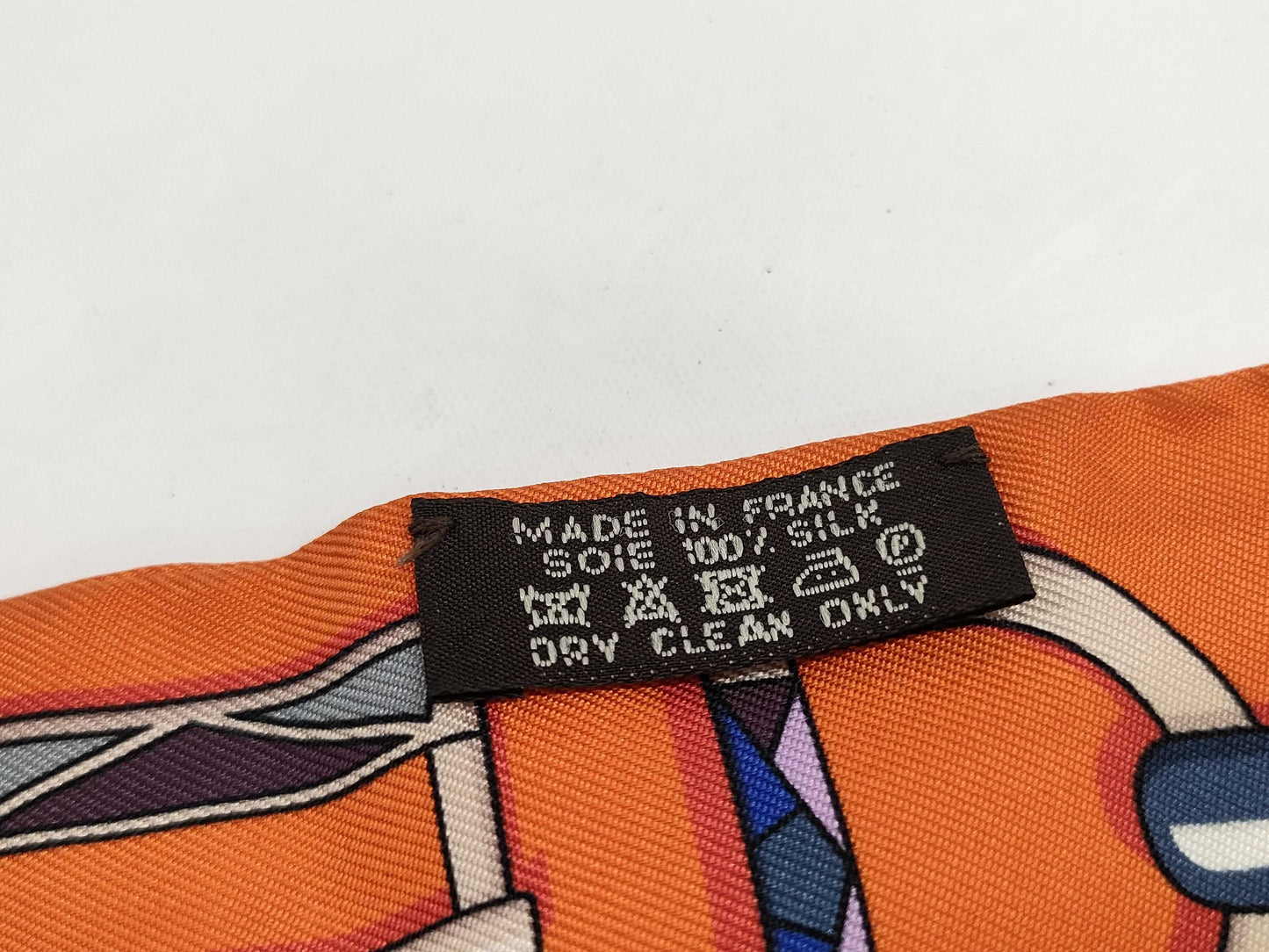 HERMES Twilly Scarf