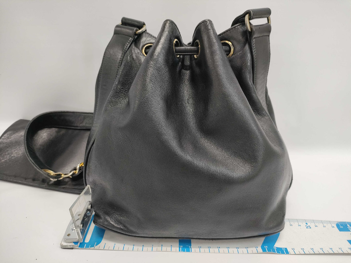 CHANEL CHANEL Drawstring Shoulder Bag Shoulder Bag