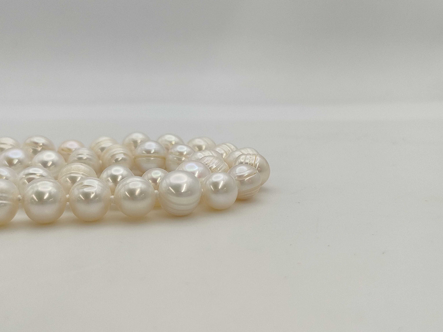 Semi-round pearl necklace, diameter approximately 8.2-10.0mm, weight 223.2g 