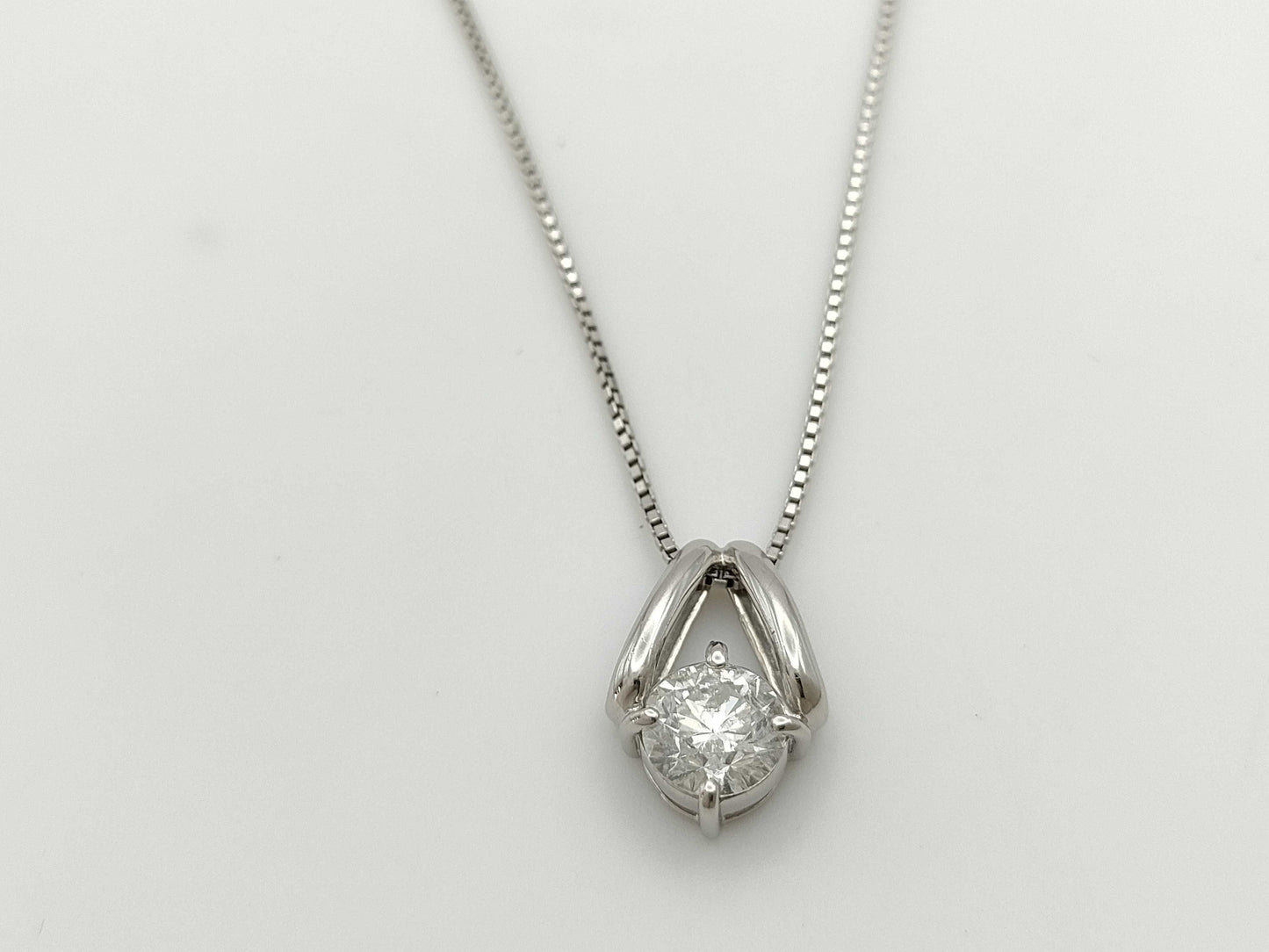 D1.070ct PT900/850 5.0g Necklace 