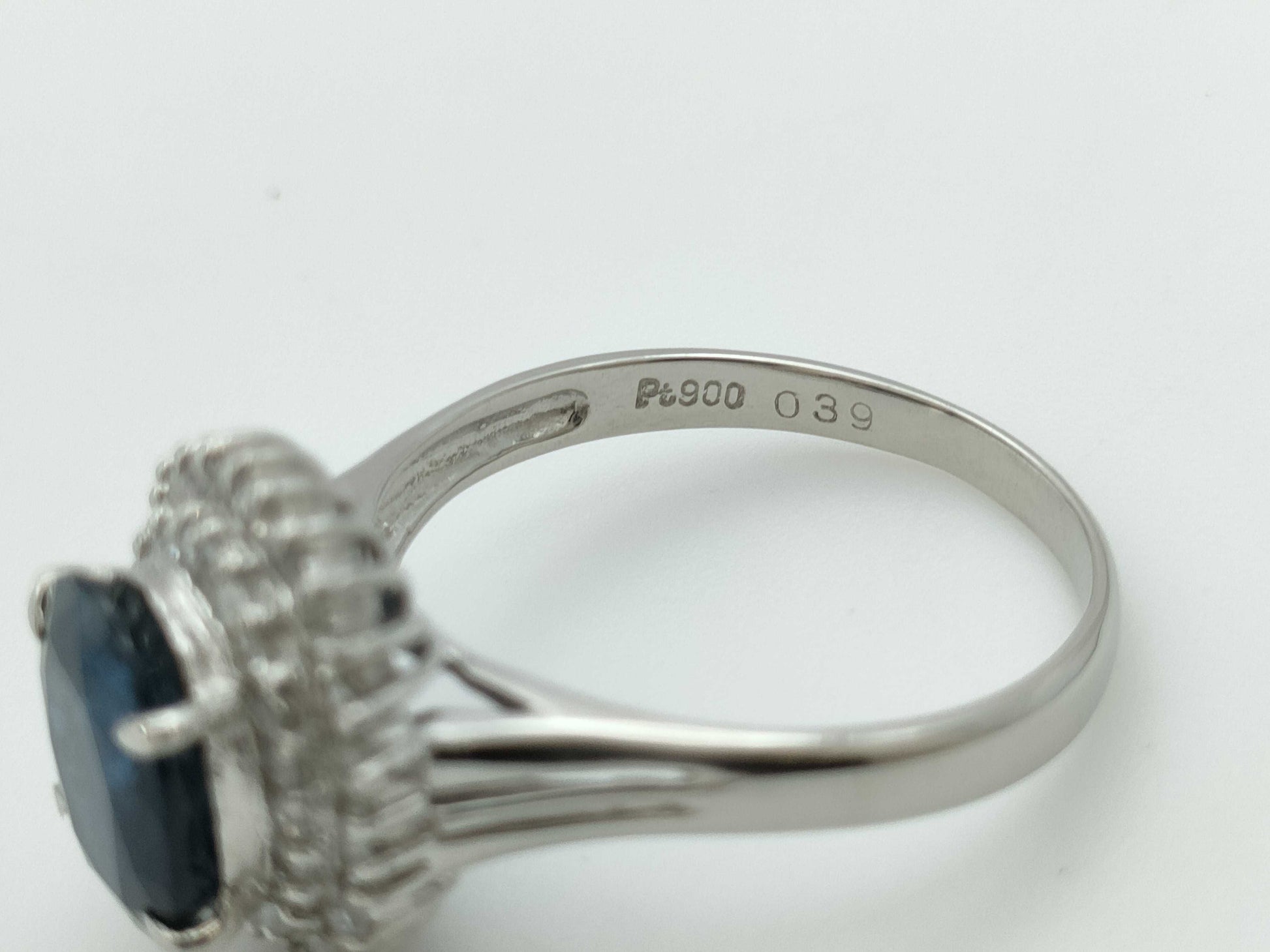 S2.50ct D0.39ct PT900 5.4g Ring 